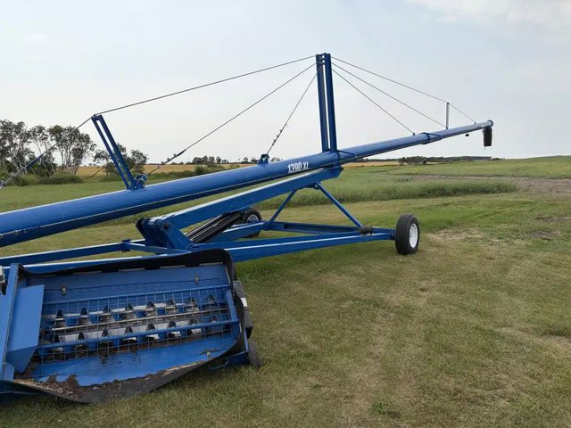 2018 Brandt 1390-XL Vis à grain