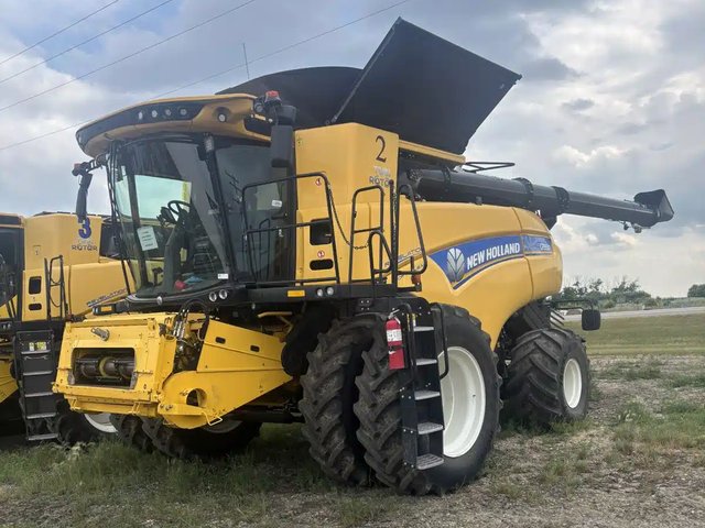 2021 New Holland CR9.90Z Batteuse