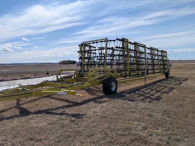 2018 Degelman Strawmaster + Herse