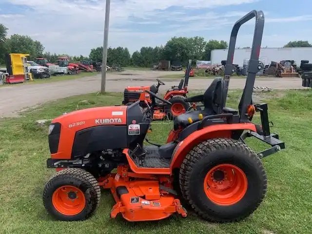 2017 Kubota B2301HSD Tracteur