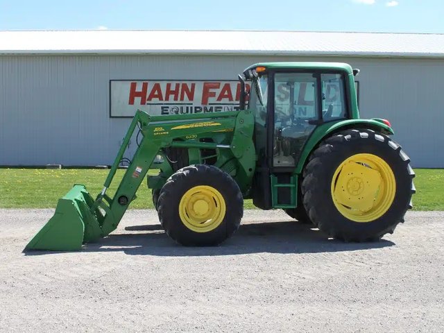 John Deere 6330 PREMIUM Tracteur