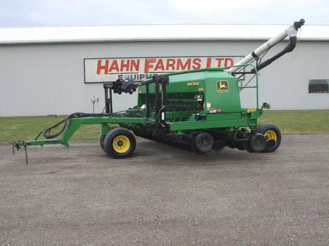 John Deere 1560 Semoir
