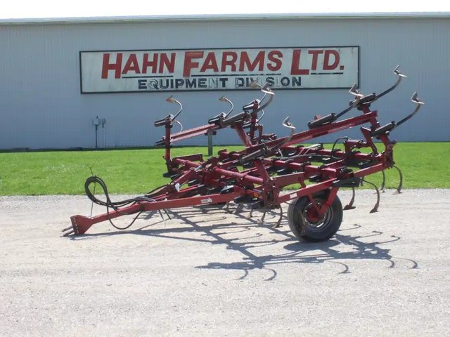 Case IH 4500 Cultivateur