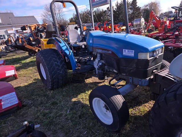 New Holland TN55S Tracteur