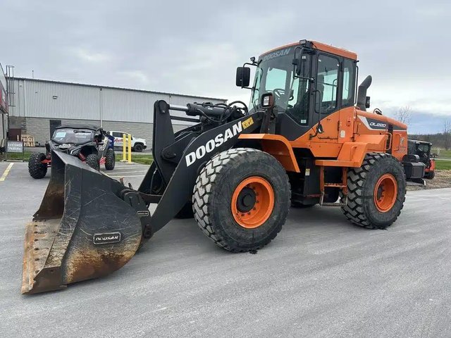 2018 Doosan DL 220 Chargeur sur roues