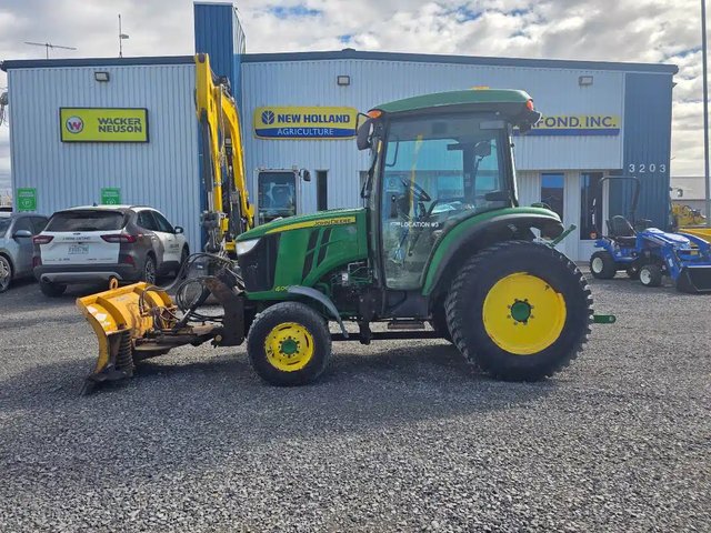2016 John Deere 4066R Tracteur