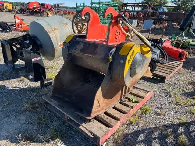 2019 MacDon MB-C50S2 Godet (bucket)