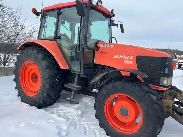 2008 Kubota M108XDTC Tracteur