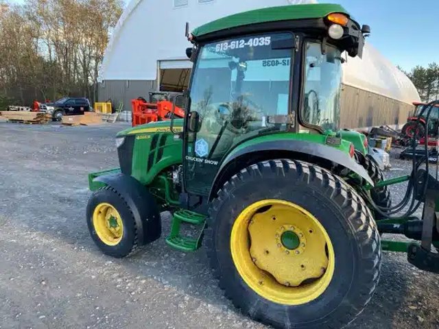 2019 John Deere 4066R Tracteur