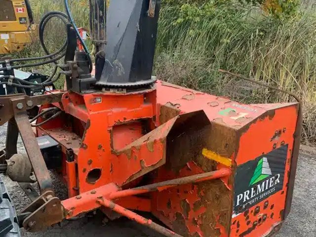 2017 Kubota M5351S Souffleur à neige