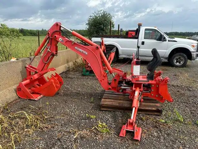 Kubota BH92 Accessoires pour rétrocaveuse