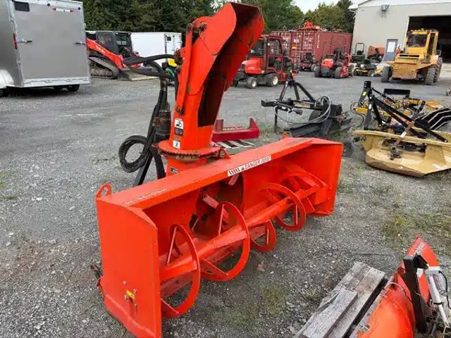2021 Kubota K80-26-11 Souffleur à neige