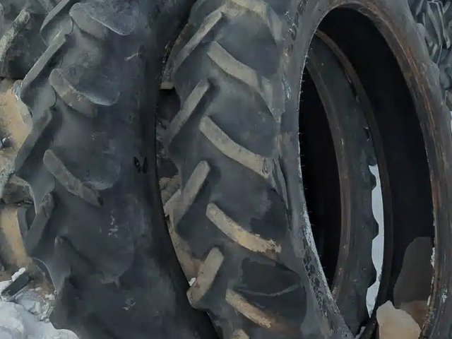 Goodyear 380/90R54 Pneus