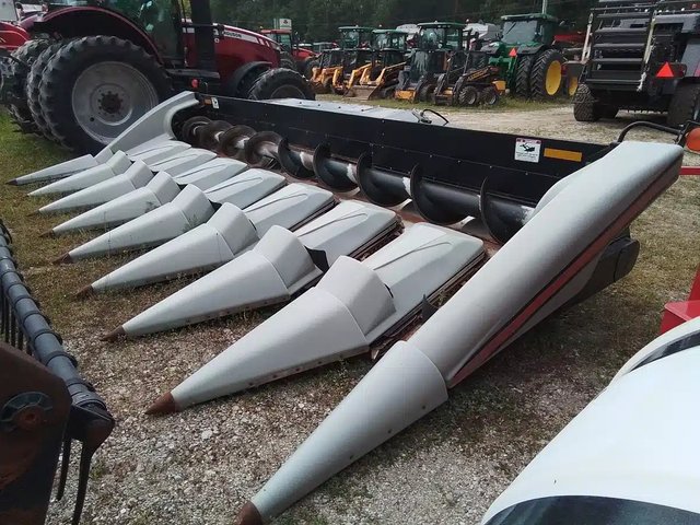 2001 Gleaner HUGGER830 Nez - Maïs
