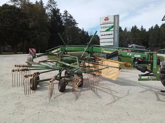 2015 Krone SWARDO 810 râteau