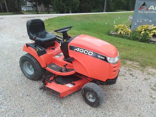 2004 Agco 1620HV tondeuse autoportée