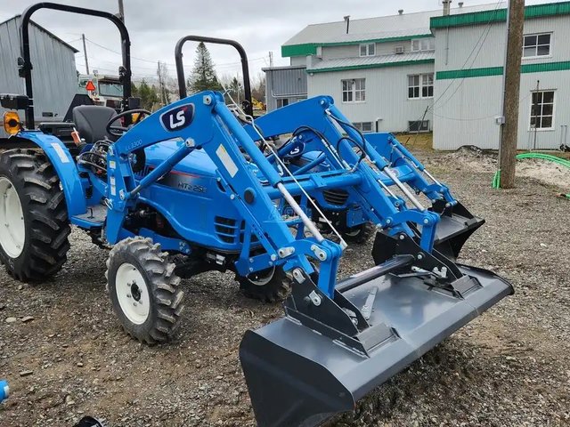 2022 LS Tractor MT225E Tracteur