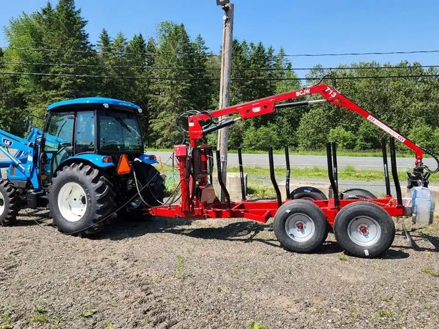 2022 LS Tractor MT468C, loader avec bucket 78 Tracteur