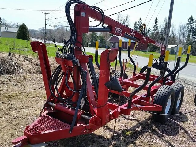 Sur demande. Chargeuse F.L.P.H 12' model 712 avec remorque chargeur frontal