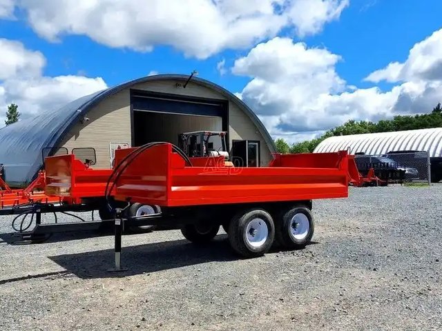 2025 4x8 Dompeuse
