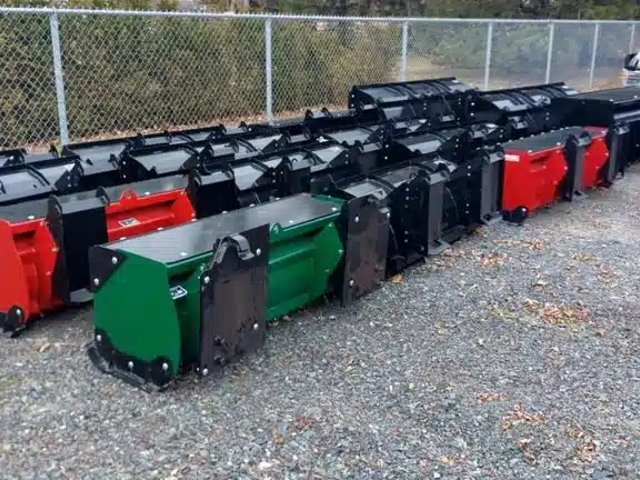 2026 Norequip 54-96 Gratte à neige