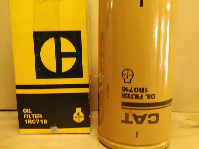 Caterpillar 1R-0716 divers