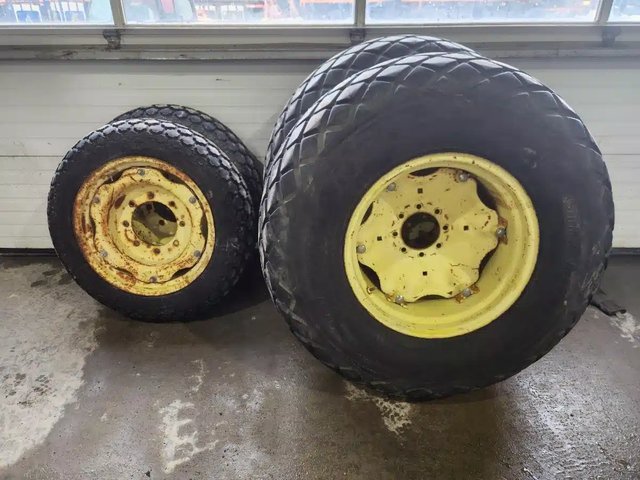 Firestone 16.9-24 & 8.3-24 Pneus et roues