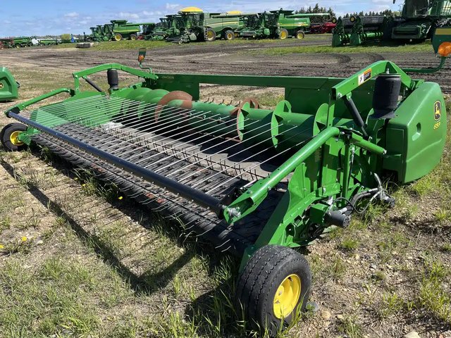 2018 John Deere 615P Nez - Ramasseur