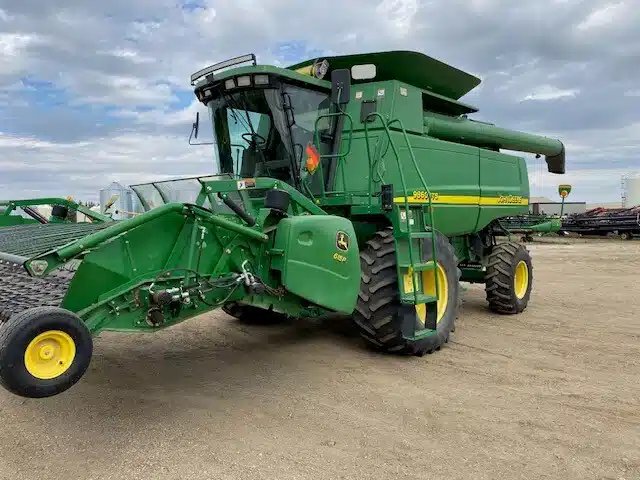 2005 John Deere 9860 STS Batteuse
