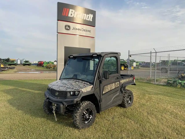 2018 John Deere XUV 835R Véhicule utilitaire