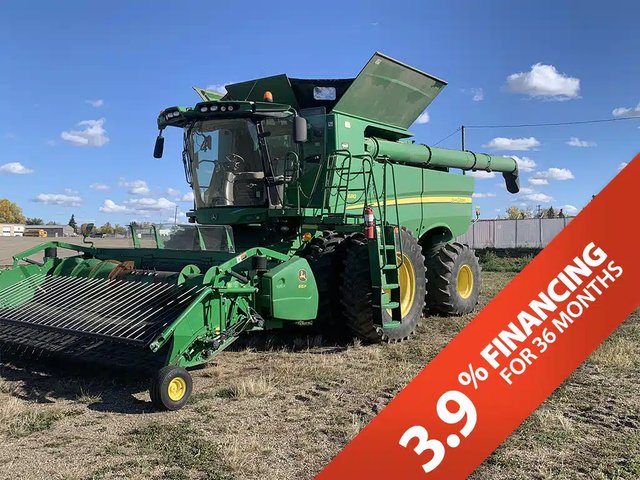 2015 John Deere S680 Batteuse