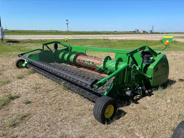 2014 John Deere 615P Nez - Ramasseur