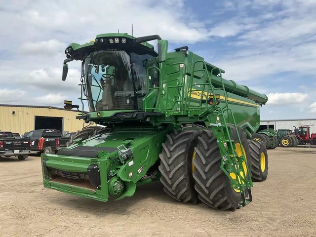 2022 John Deere X9 1000 Batteuse
