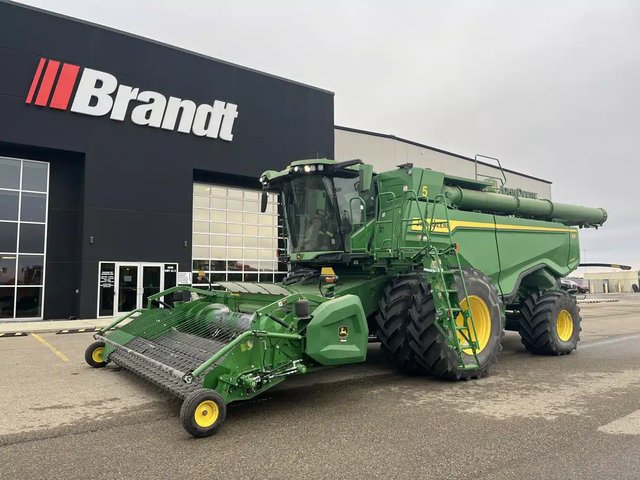 2023 John Deere X9 1000 Batteuse