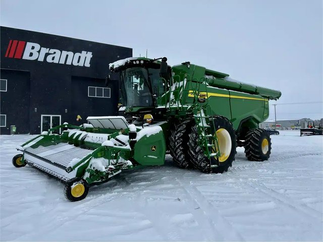 2024 John Deere X9 1000 Batteuse