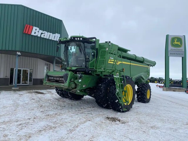 2022 John Deere X9 1000 Batteuse