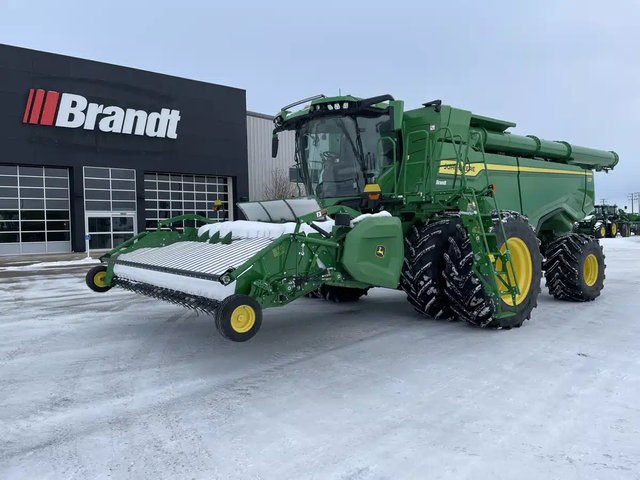 2022 John Deere X9 1000 Batteuse