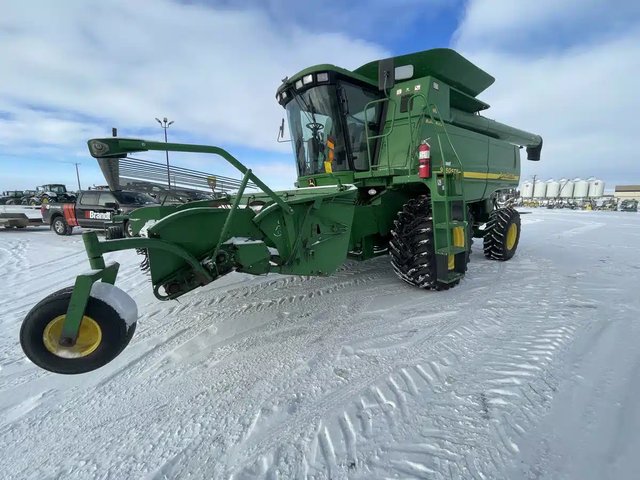 2004 John Deere 9760 STS Batteuse