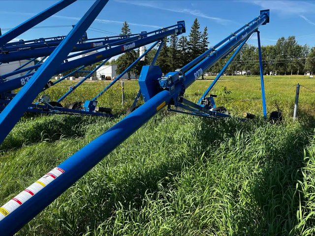2023 Brandt 837A Vis à grain