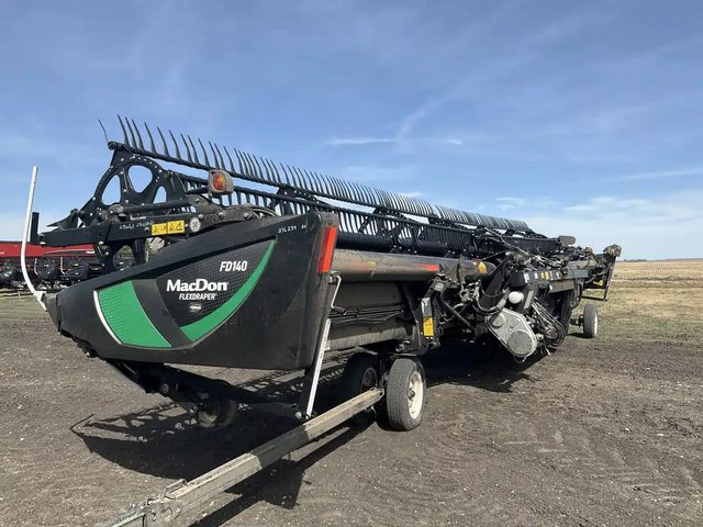 2020 MacDon FD140