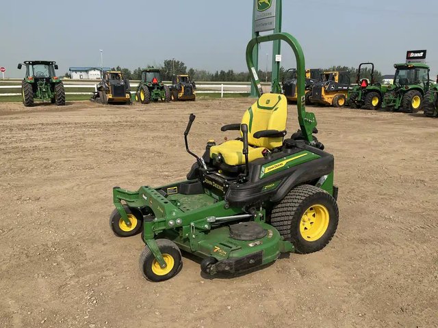 2023 John Deere Z930R Tondeuse à rayon de braquage zéro