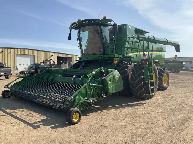 2018 John Deere S780 Batteuse