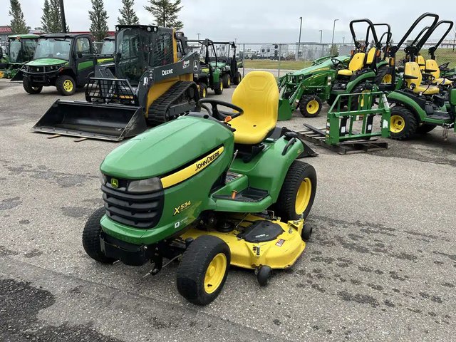 2011 John Deere X534 Tracteur à pelouse
