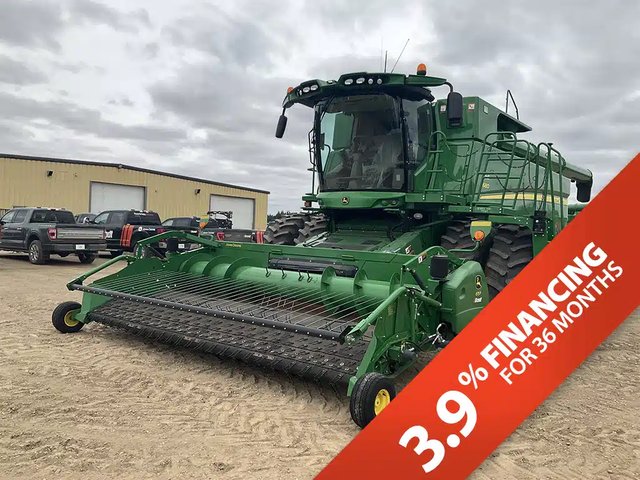 2017 John Deere S680 Batteuse