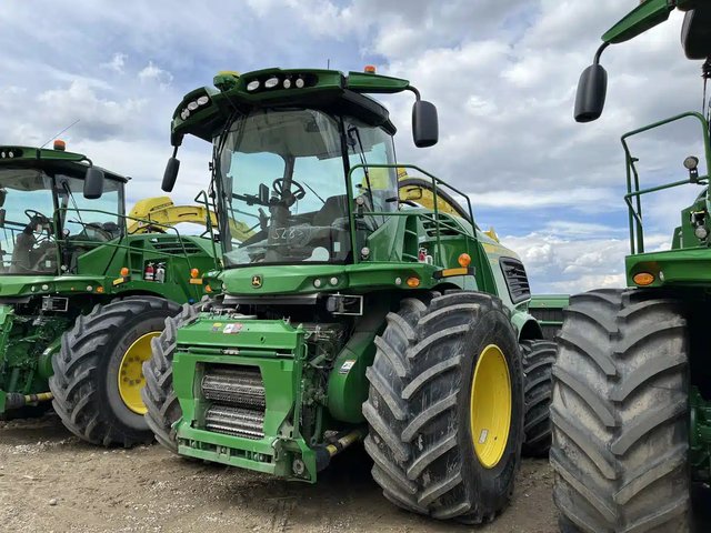 2024 John Deere 9700 Fourragère