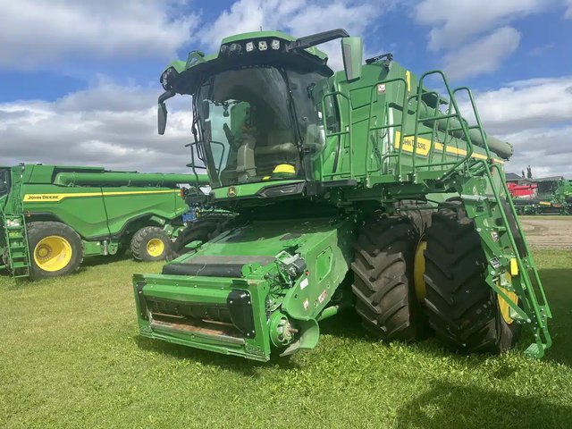 2022 John Deere X9 1000 Batteuse