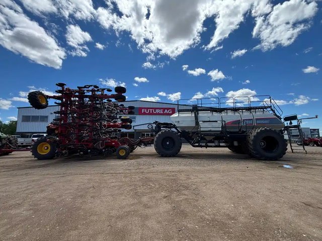 2024 Bourgault 3335-76 Semoir à air