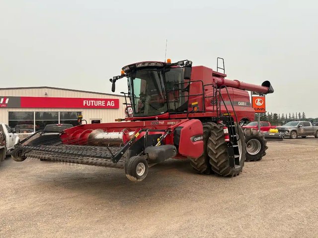 2014 Case IH 9230 Batteuse