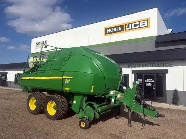 2016 John Deere L340 Presse à Balle Carrée/Large