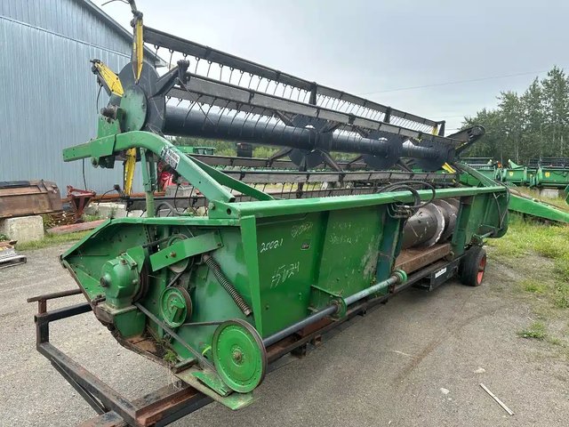 John Deere 222 tête de tarière